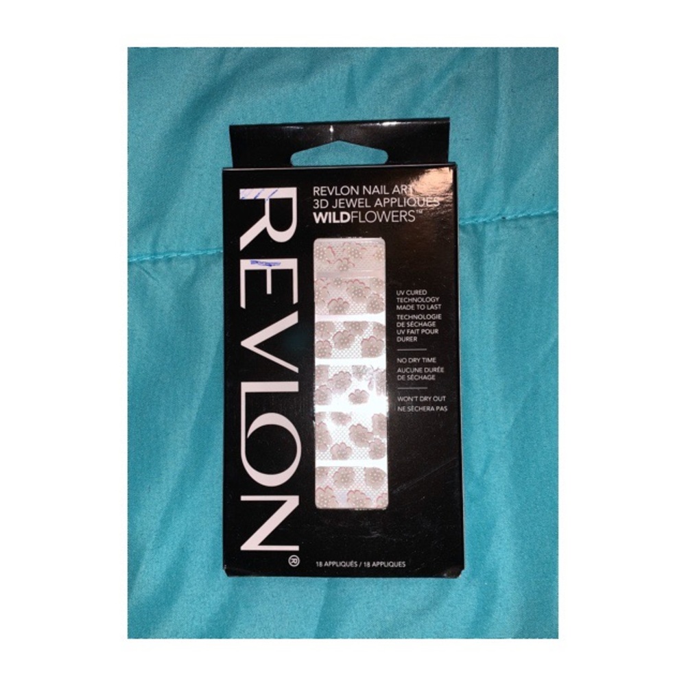White nail wraps